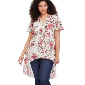 Torrid Lexie Stylish Babydoll wispy Chiffon hi-low Stretch waist wispy Tunic top